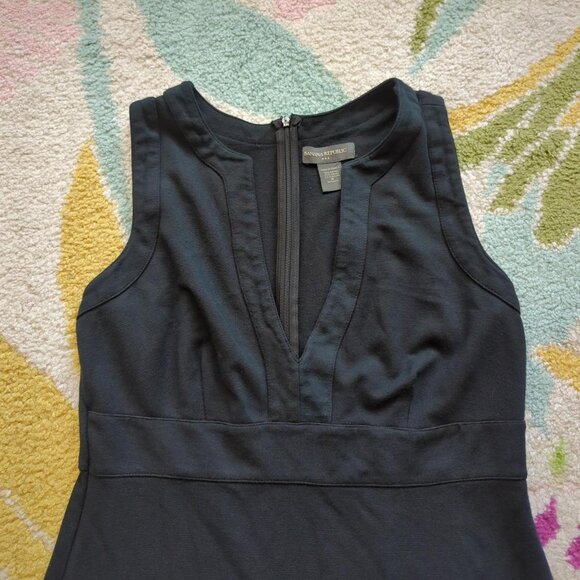 Dress by Banana Republic - Picture 3 of 6